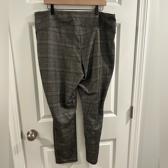 apt. 9 work pants - Picture 2 of 4